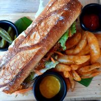 Delicioso baguette con papas gato at Vegan Town in Ajijic