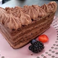 Gâteau Mathildon at Don Vegan in Quebec
