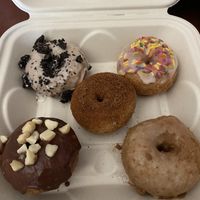 Bakers choice gluten free donuts   at Maui Ono Donuts in Kihei