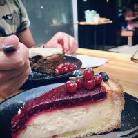 🌱 Cakes 🍰 at Vevay Kitchen in Frankfurt