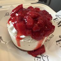 Cheesecakee  at Em Vegan Sweets in Lima