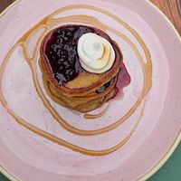 Berry pancakes at Pandora Greenbox in Split