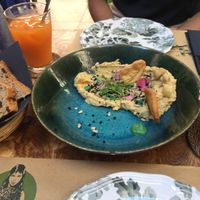 hummus plate at Pandora Greenbox in Split