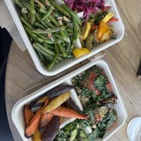 Green beans, purple cabbage, eggplant 🍆 lasagna, roasted carrots, seasoned veggies , kale/broccoli w/quinoa🔥🔥🔥  at Erewhon Market in Los Angeles