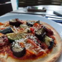 Aubergine pizza at Caffi Glass at Caffi Glas in Penrhyndeudraeth