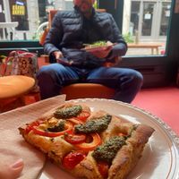 In anticipation of the taste of focaccia 😋 at Life's a Peach in Utrecht