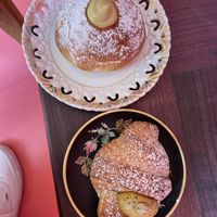 pistachio croissant and bombolone!  at Life's a Peach in Utrecht