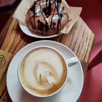 Monkey donut and cappuccino at Life's a Peach in Utrecht