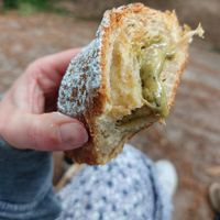 Cornetto al pistacchio at Life's a Peach in Utrecht