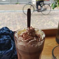  at Life's a Peach in Utrecht