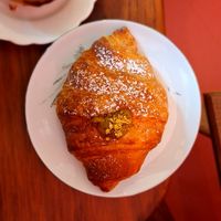 Pistachio croissant at Life's a Peach in Utrecht