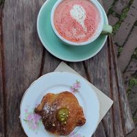 Peach latte and a Pistachio Cornet at Life's a Peach in Utrecht