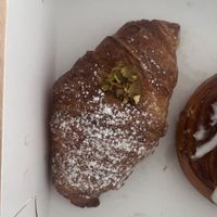 Pistacchio croissant   at Life's a Peach in Utrecht
