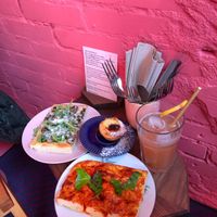 Mushroom focaccia, tomato focaccia, pastel de nata and homemade ice tea at Life's a Peach in Utrecht