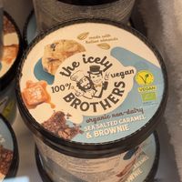 Glace caramel salé et brownie   at Bio-Planet in Mons