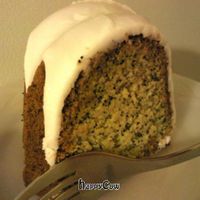 lemon poppyseed bundt cake (vegan) at s'Nice in Brooklyn