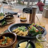 Lunch del día had vegan soup, vegan pumpkin curry with plátano and juice at MUYU in Puerto Baquerizo Moreno