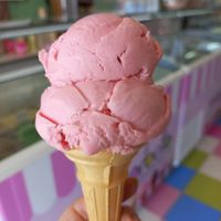 Strawberry sorbet ice cream on a vegan cone at Sorbetto in Ramsgate