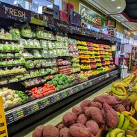 Yum factor 10 at Down to Earth - Store and Deli in Honolulu