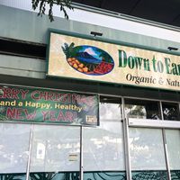 Warmth at Down to Earth - Store and Deli in Honolulu