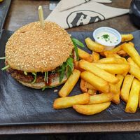 Mr. Bean burger at El Camino in Thun