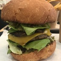 L‘aubergine Burger  at Eat Like Panda in Paris