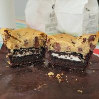 Oreo brookie at Zalie Cakes in Hollywood