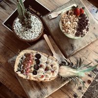 Acai & choco peanut butter bowl at Squeeze Me in Arugam Bay