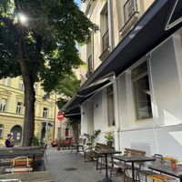 The outside seatingg  at Zanzibar in Prague