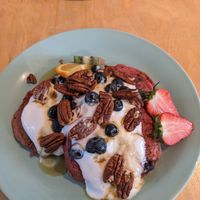 Blueberry pancakes at Klein Geluk Ontbijt in Heemskerk