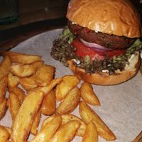 Vegetarian burger made vegan at Pantarei in Aegina