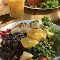 Buffet livre 100% vegan 💚 at Ve - Emporio e Restaurante Vegano Moinhos in Porto Alegre