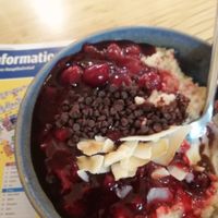 Chocolate and Berry porridge. at Haferkater - Hbf Dresden in Dresden
