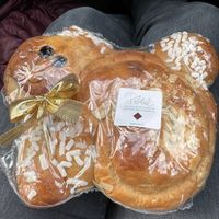 Osterhase   at Cafè Konditorei Confiserie Pöhl in Merano