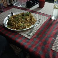 Chowmein at Aakama in Manali