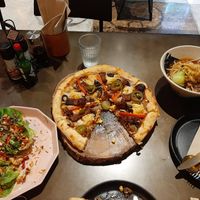 Mieng kham, bbq pizza and ramen at Vistro in Bangkok