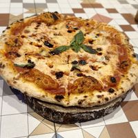 Margarita pizza  at Vistro in Bangkok