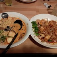 Vegan Spicy Miso Ramen and Vegan Pad Thai at Bowl 91 in Appleton