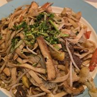 Vegetable chow mein at Loving Hut in Orlando