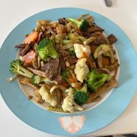 chow mein at Loving Hut in Orlando