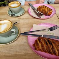 Spicy mexican pastry and flatwhite at Parlé Pantry in West London