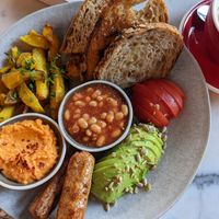 Full vegan breakfast at Parlé Pantry in West London