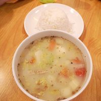 Fish soup rice at Food in The Woods 小树林 in Northeast Singapore