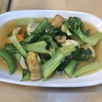 stir fry broccoli and cauliflower $8 👍🏻👍🏻 at Food in The Woods 小树林 in Northeast Singapore