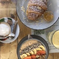 todo vegano 💘 at Natural Nada mas Green Bar in Lanzarote