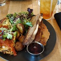 Irene's massive breakfast at Hello 123 in Montreal