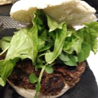 Hambúrguer de feijão preto at Hamburgueria da Praia in Costa Da Caparica