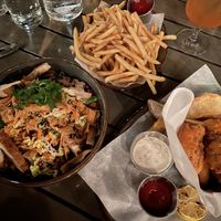 Chinois salad, fish and chips, regular fries at Nic's on Beverly in Los Angeles