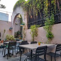  at Nic's on Beverly in Los Angeles