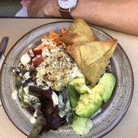 Bowl et samossa curry  at Kaki by omc in Clermont-ferrand